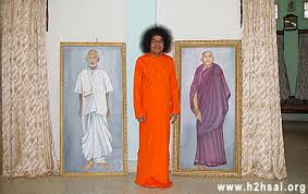 Painting the portraits of Swami's parents